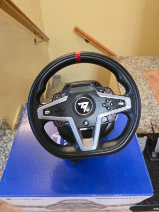 Volante Thrustmaster T248 para PS4/PS5