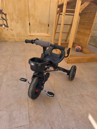 Triciclo Evolutivo Negro Kinderkraft