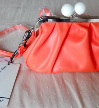 Bolso NAF NAF , nuevo sin estrenar