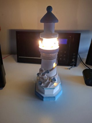 Faro decorativo con luz