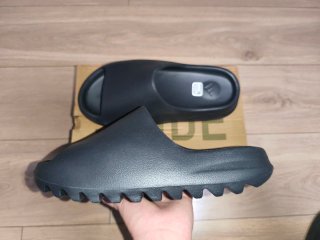 Adidas Yeezy Slide Onyx