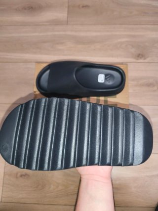 Adidas Yeezy Slide Onyx