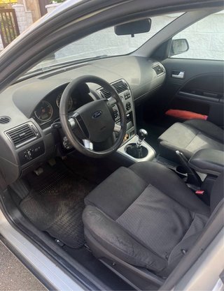 Ford Mondeo 2002