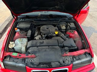 BMW Serie 3 316i M Distintivo B 🟡