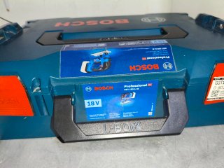 Sierra de calar Bosch GST 18V-LI B