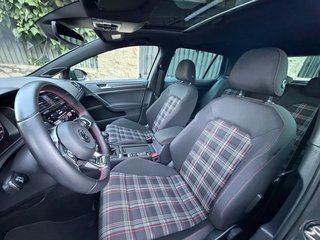 VOLKSWAGEN GOLF GTI 7.5 PERFROMANCE MANUAL TECHO