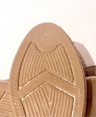 Zapatillas planas de esparto con cordones talla 39