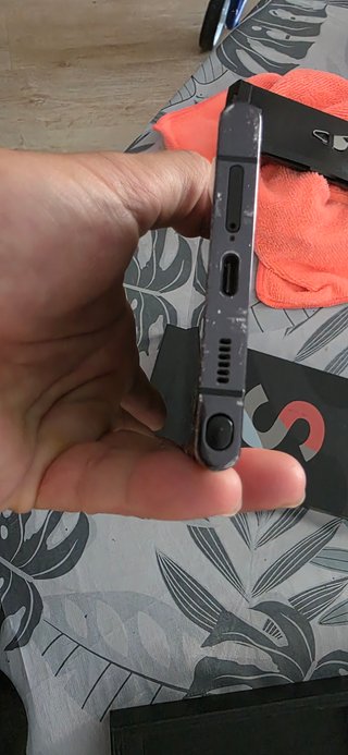 Samsung Galaxy S22 Ultra Coral