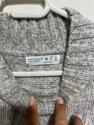 Jersey Primark cuello alto gris talla M