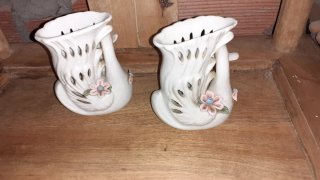 Pareja jarrones porcelana cisne buen estado.ver