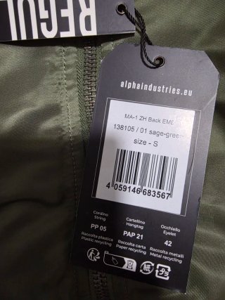 Giubbotto Alpha Industries con cappuccio