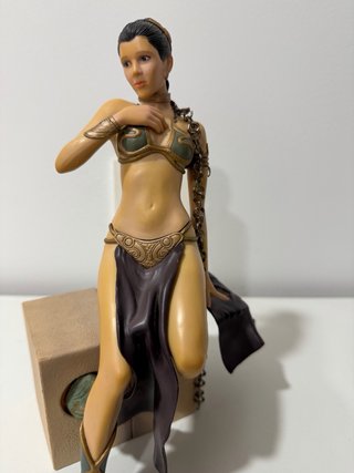 Figura Star Wars Leia Esclava - Slave Leia