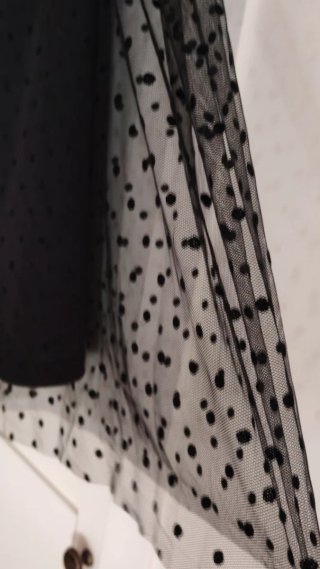 Falda tul negra topos Primark Talla L