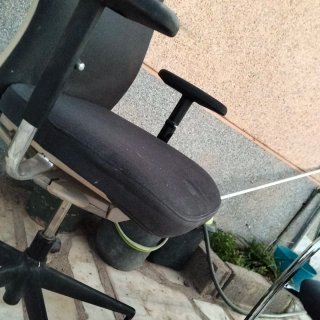 Silla de oficina negra