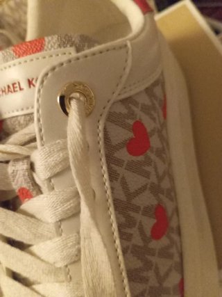 Zapatillas Michael Kors Corazones Blancas Rojas