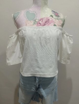 Top "off-the-shoulder". Trend Collection H&M.