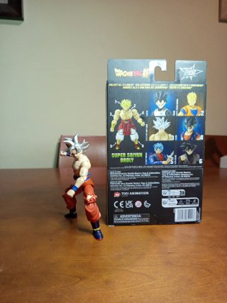 Dragon Ball Super Ultra Instinct Goku Figura