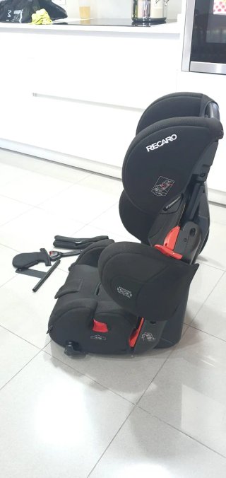 Silla de coche RECARO YOUNG SPORT negra