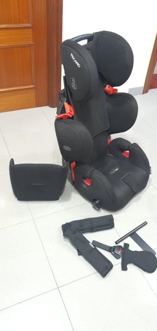 Silla de coche RECARO YOUNG SPORT negra