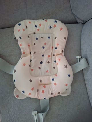 Cojín para bañera de bebé con estrellas