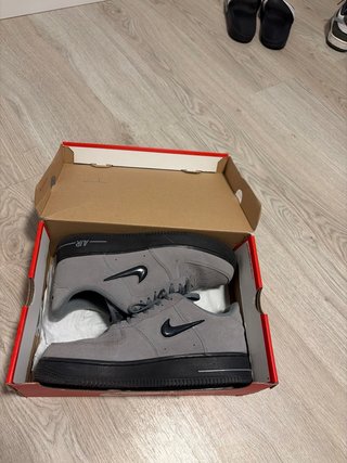 Zapatillas Nike Air Force 1 grises