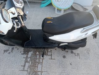 Daelim S1 Scooter 125 para cambiar culata