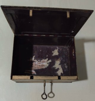 Caja Fuerte Antigua de hierro.