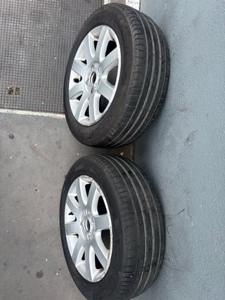 Llantas Golf 5