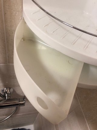 Estantería de esquina para baño