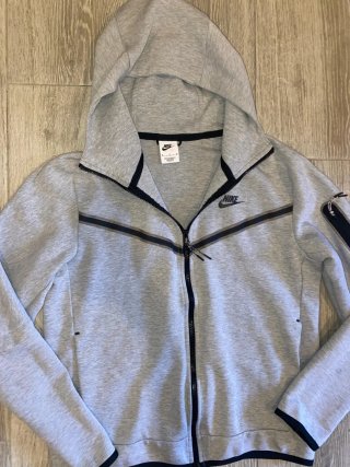 Sudadera Nike Tech Fleece Gris Talla M