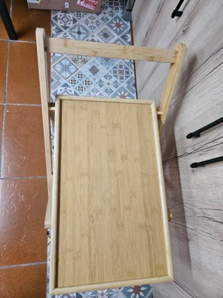 Carrito de bebidas de madera