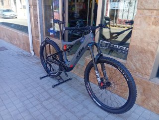 KTM MACINA KAPOHO PRO LTD