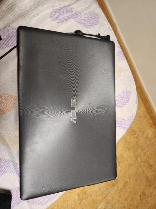 Portátil Asus Táctil Negro