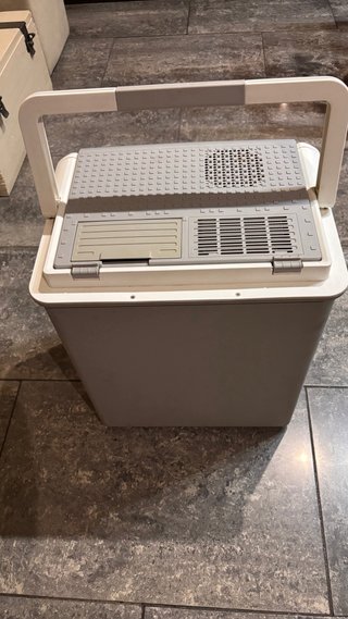 Nevera Coche Norauto 25L 12/220V