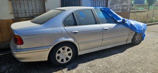 BMW 525d E39 para piezas,no tiene parachoques