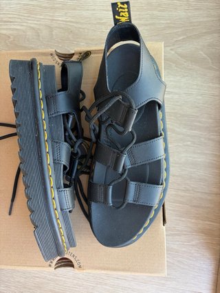 Sandalias Dr. Martens Negras