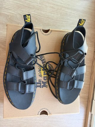 Sandalias Dr. Martens Negras