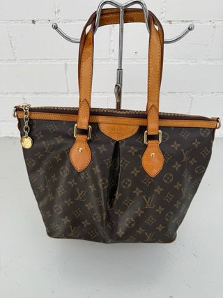 Louis Vuitton Palermo Marrón