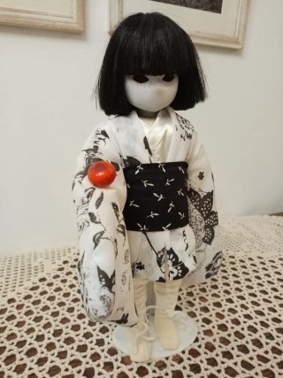 Muñeca Lethe Little Apple Dolls Serie 3