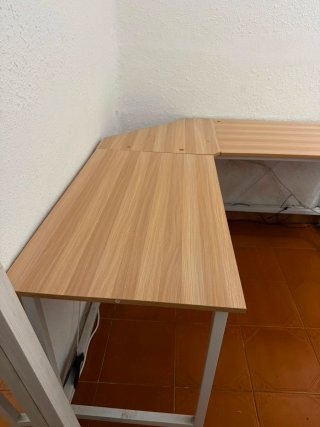 Escritorio esquinero madera y metal