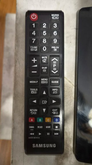 TV Samsung 22 + Chromecast 3