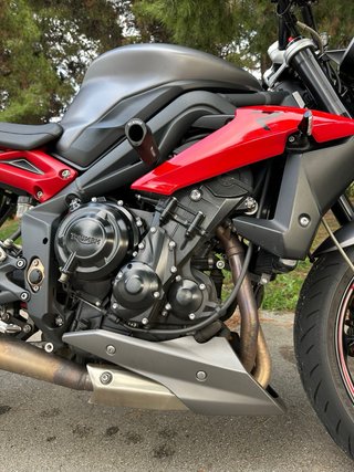 Triumph Street Triple R 2016