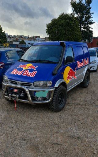 Nissan Vanette 2000