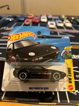 Hot Wheels 1983 Porsche 928S Negro