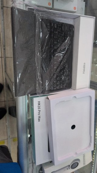 Tablet Nero e Multicolore