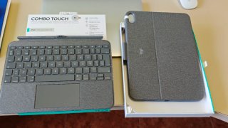 Funda Logitech Combo Touch iPad 10ª/11ª Gen