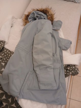 Parka Azzurra con Cappuccio e Pelliccia