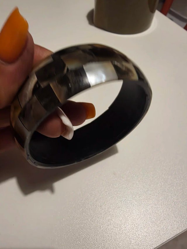 Brazalete Vintage Concha de Abulón y Resina