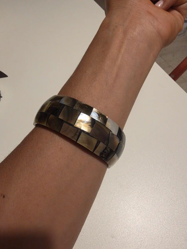 Brazalete Vintage Concha de Abulón y Resina