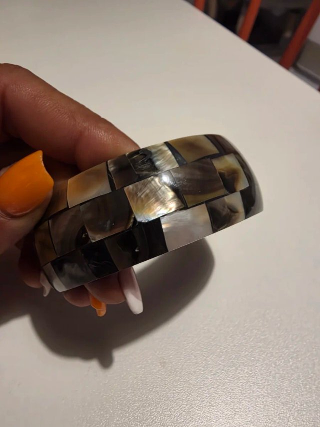 Brazalete Vintage Concha de Abulón y Resina